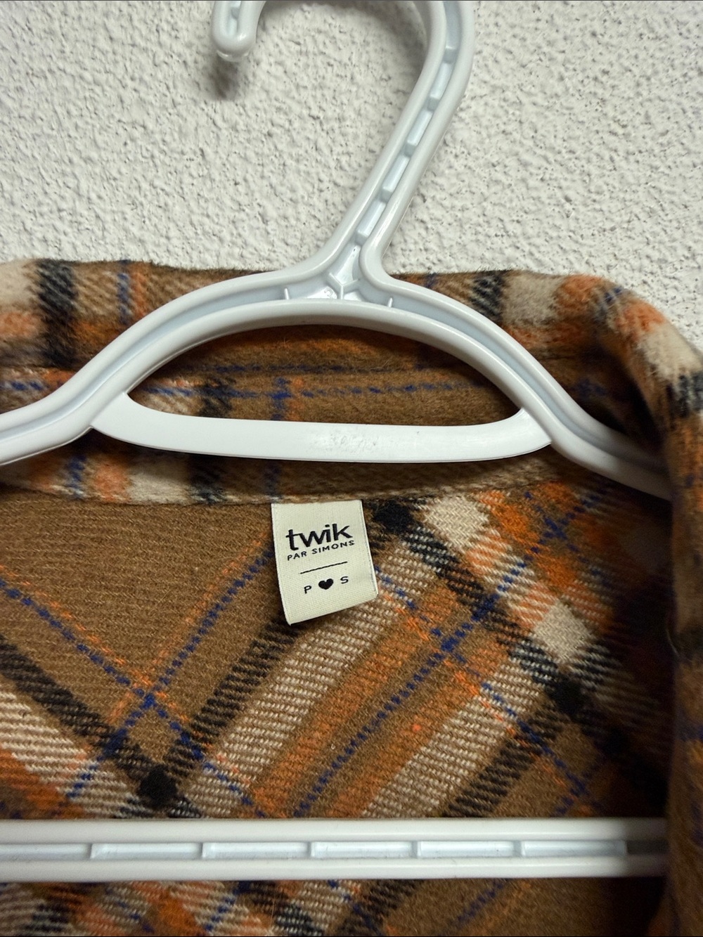 Simon’s Plaid Shacket Jacket in Camel Brown with pockets! - Picture 2 of 9